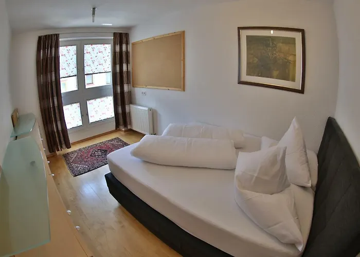 Moidl Ζόλντεν