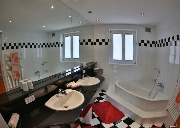 Moidl Ζόλντεν